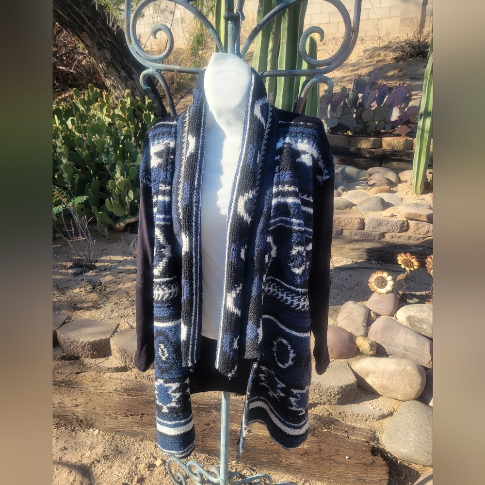 Western Soft Sweater Shrug Blanket Design